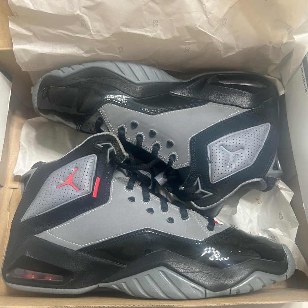 Air Jordan B’loyal